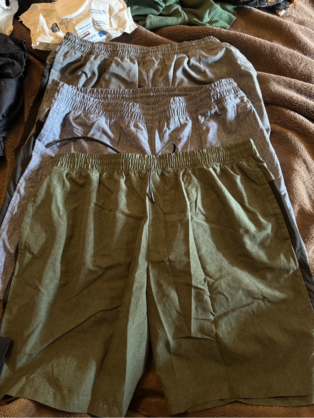Pro Player Kids Bottoms Shorts in Olive Green and Heather Gray